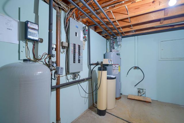 626 Rainbow Drive NW, Lancaster, OH 43130