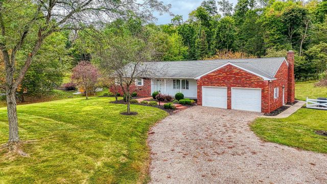 626 Rainbow Drive NW, Lancaster, OH 43130