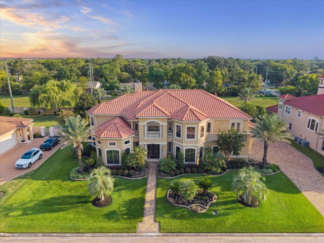 13907 Slate Creek Lane, Houston, TX 77077