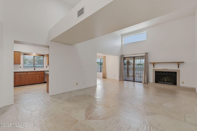 6822 E Brownstone Place, Tucson, AZ 85750