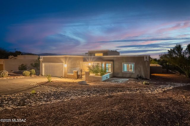 6822 E Brownstone Place, Tucson, AZ 85750