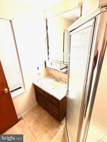 3412 MANSION DR, Bensalem, PA 19020