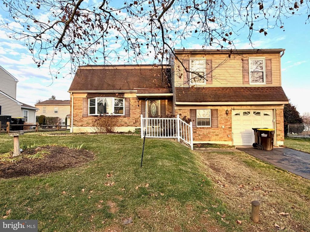 3412 MANSION DR, Bensalem, PA 19020
