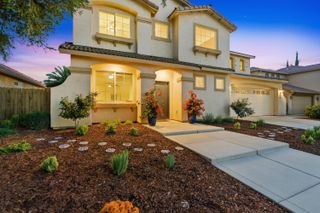 2671 Lakeridge Avenue, Tulare, CA 93274