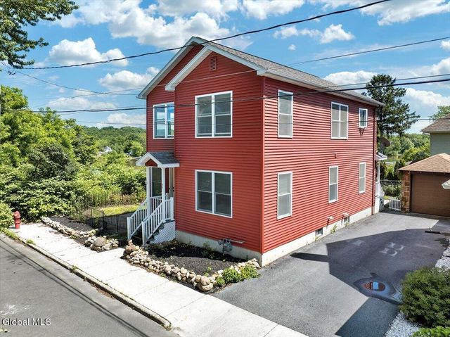 49 Green Street, Mechanicville, NY 12118