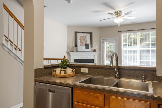 4323 Sugarbend Way, Raleigh, NC 27606