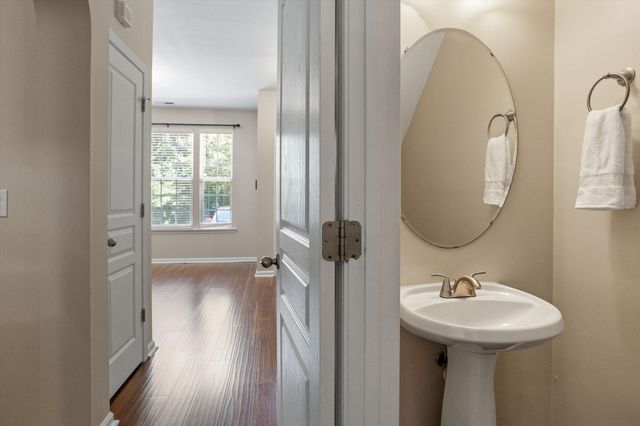 4323 Sugarbend Way, Raleigh, NC 27606