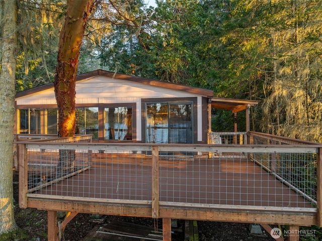 385 Doe Run, Lopez Island, WA 98261