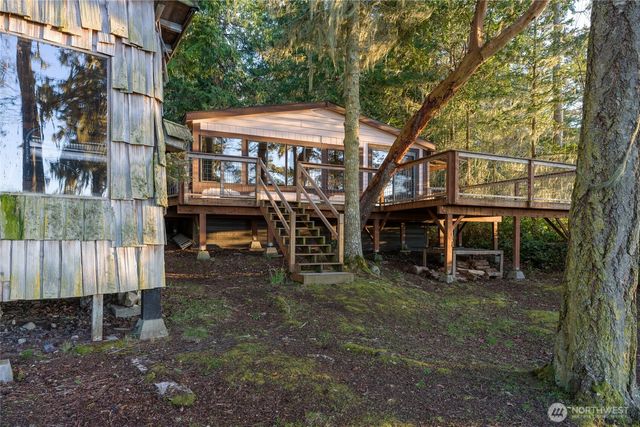 385 Doe Run, Lopez Island, WA 98261
