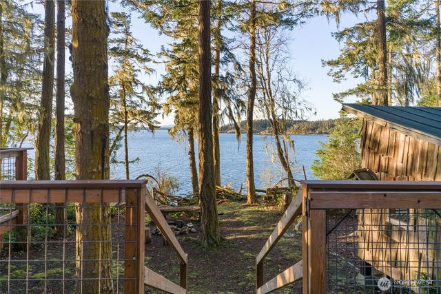 385 Doe Run, Lopez Island, WA 98261
