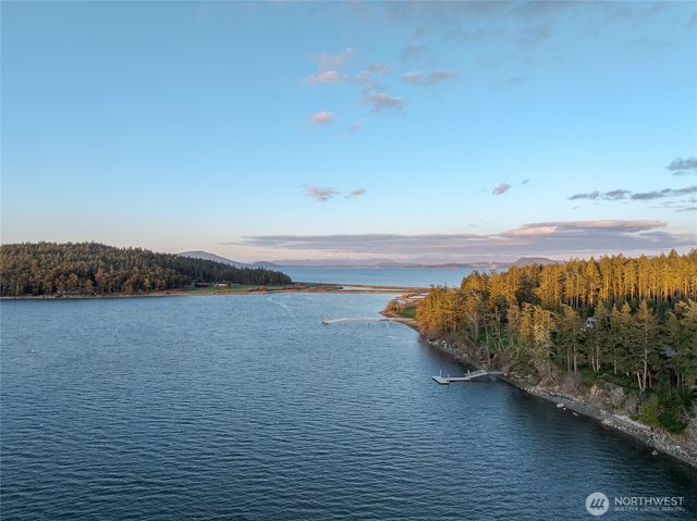 385 Doe Run, Lopez Island, WA 98261