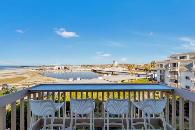 999 N Pacific St G321, Oceanside, CA 92054