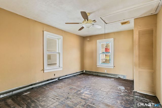 39 Soundview Avenue, Milford, CT 06460