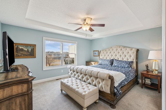 3520 Black Lion Circle NA, Bettendorf, IA 52722