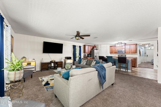 8949 OXFORDSHIRE Drive, Jacksonville, FL 32219
