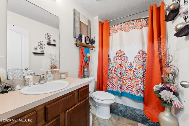 8949 OXFORDSHIRE Drive, Jacksonville, FL 32219