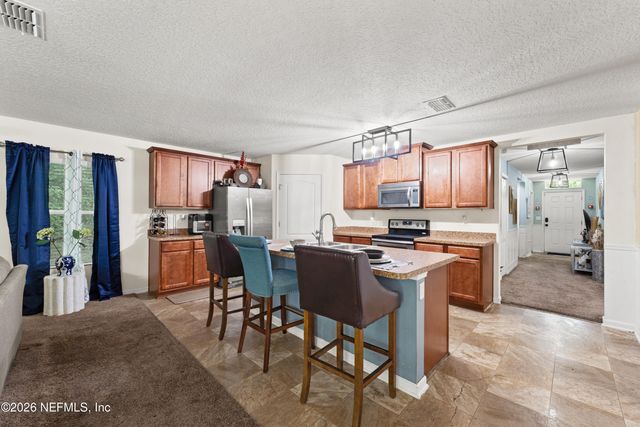 8949 OXFORDSHIRE Drive, Jacksonville, FL 32219