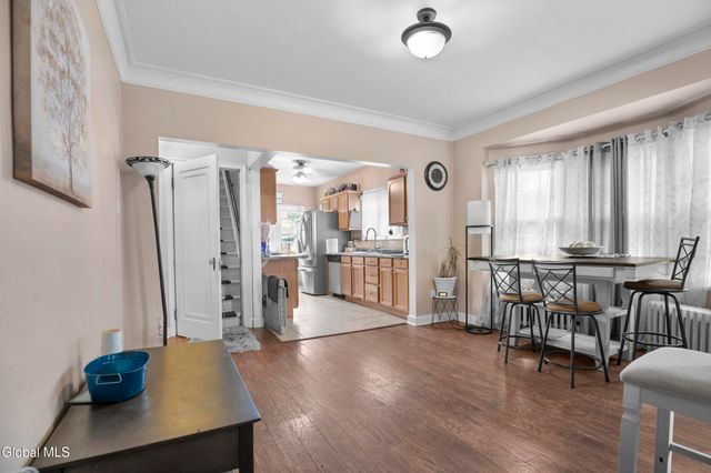 913 Altamont Avenue, Schenectady, NY 12303