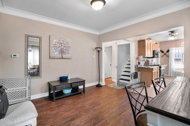 913 Altamont Avenue, Schenectady, NY 12303