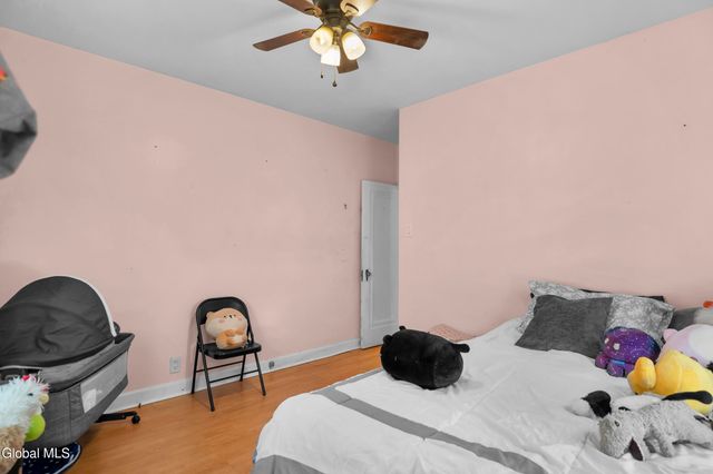 913 Altamont Avenue, Schenectady, NY 12303