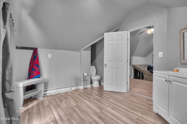 913 Altamont Avenue, Schenectady, NY 12303