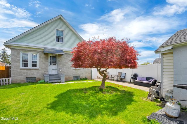 913 Altamont Avenue, Schenectady, NY 12303