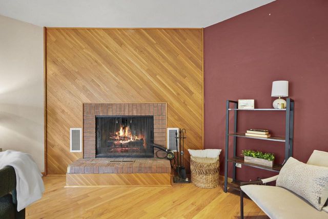 19 Red Maple Trail, Madison, WI 53717