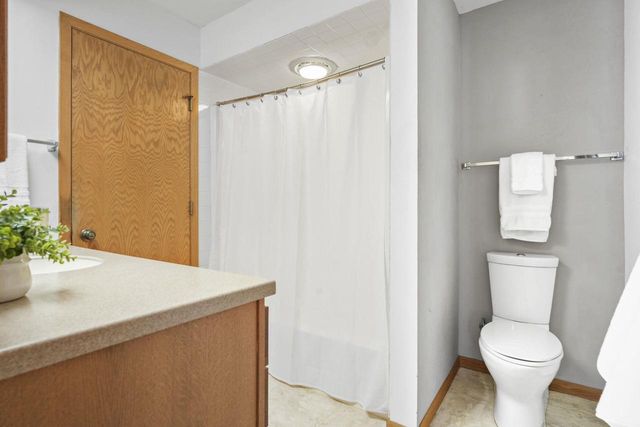 19 Red Maple Trail, Madison, WI 53717