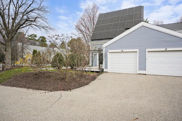 19 Red Maple Trail, Madison, WI 53717