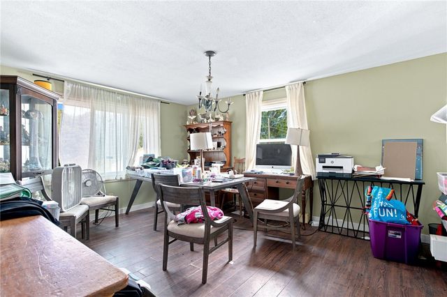 23 Hornbeam Drive, Cranston, RI 02921