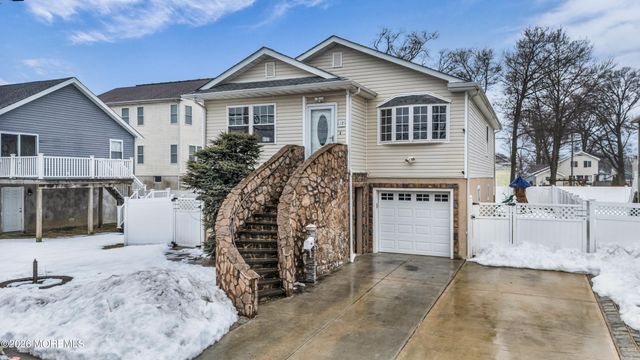 78 Woodland Avenue, Keansburg, NJ 07734