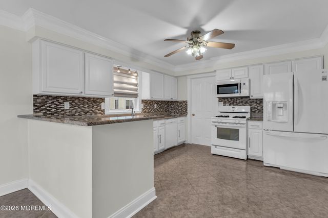 78 Woodland Avenue, Keansburg, NJ 07734