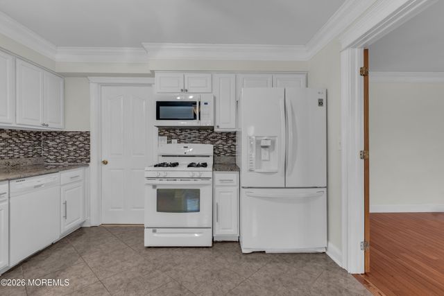 78 Woodland Avenue, Keansburg, NJ 07734