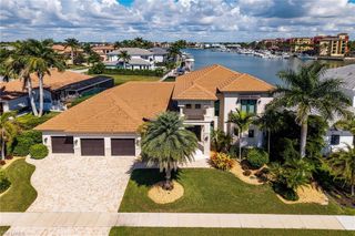 710 Tigertail CT, Marco Island, FL 34145