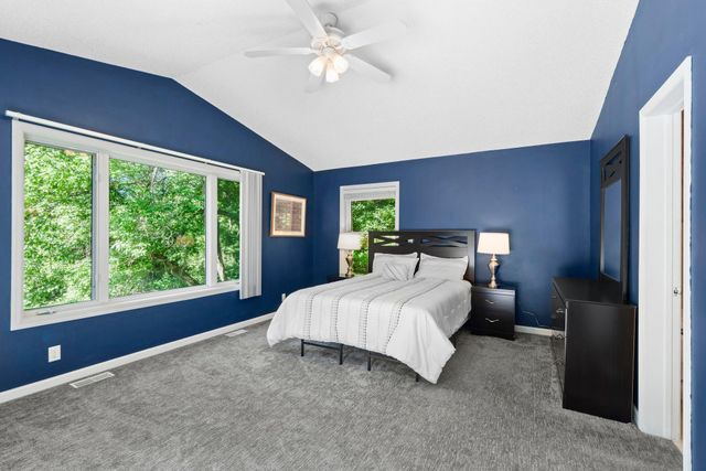16633 Temple Drive N, Minnetonka, MN 55345