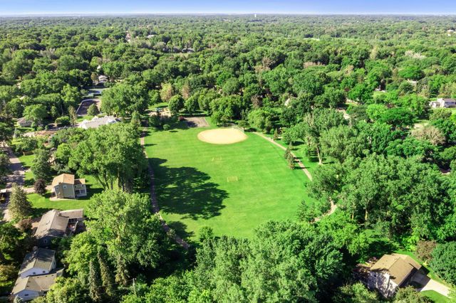 16633 Temple Drive N, Minnetonka, MN 55345