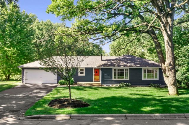 16633 Temple Drive N, Minnetonka, MN 55345