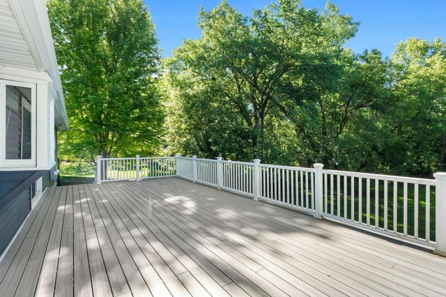16633 Temple Drive N, Minnetonka, MN 55345