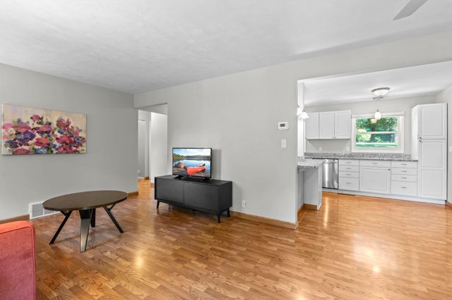 16633 Temple Drive N, Minnetonka, MN 55345
