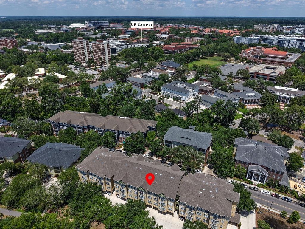 1185 SW 9TH ROAD 212, Gainesville, FL 32601