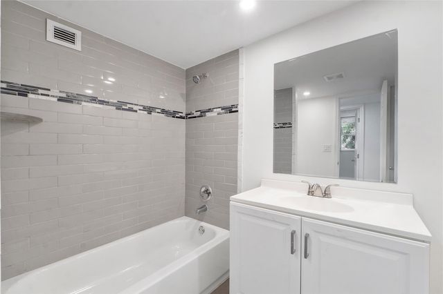 3751 Environ Boulevard 243, Lauderhill, FL 33319