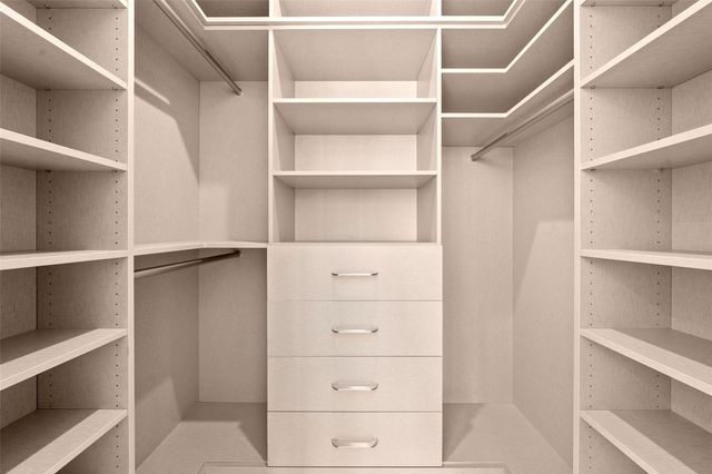 24 Fiesta Way, Fort Lauderdale, FL 33301