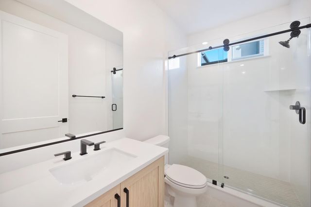 8468 Sun View Cir, Granite Bay, CA 95746