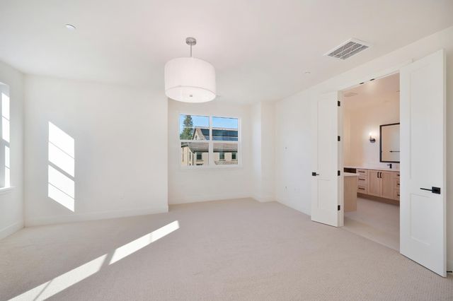 8468 Sun View Cir, Granite Bay, CA 95746