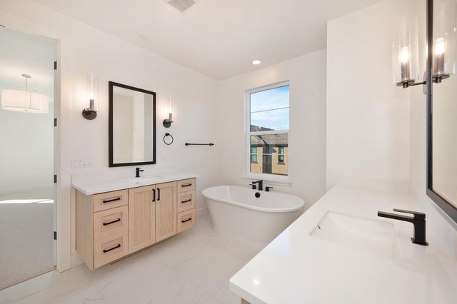 8468 Sun View Cir, Granite Bay, CA 95746