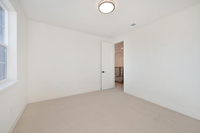 8468 Sun View Cir, Granite Bay, CA 95746