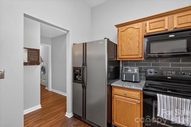 9407 Thatcher Hall Court, Charlotte, NC 28277