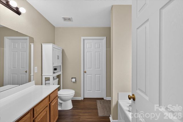 9407 Thatcher Hall Court, Charlotte, NC 28277