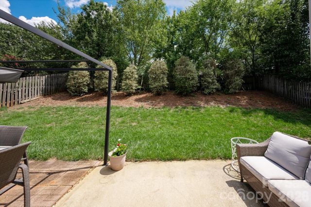 9407 Thatcher Hall Court, Charlotte, NC 28277
