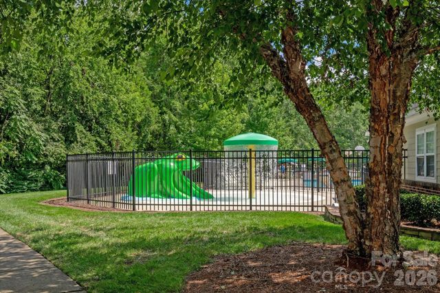 9407 Thatcher Hall Court, Charlotte, NC 28277